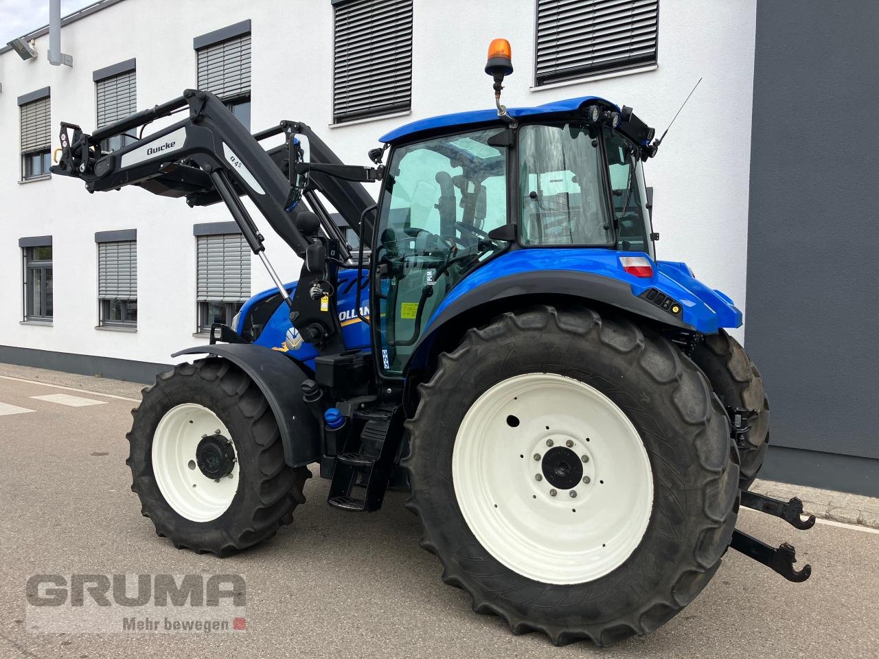 Traktor типа New Holland T 5.120 EC, Gebrauchtmaschine в Friedberg-Derching (Фотография 4)