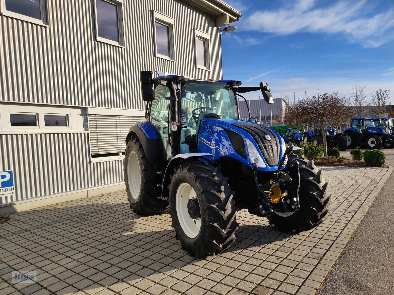 Traktor typu New Holland T 5.140 AutoCommand, Neumaschine v Salching bei Straubing (Obrázek 4)