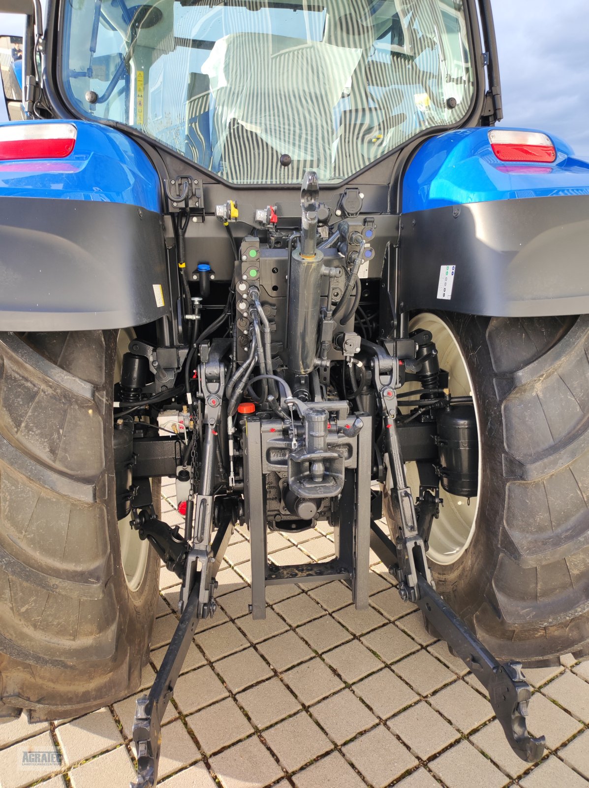 Traktor typu New Holland T 5.140 AutoCommand, Neumaschine v Salching bei Straubing (Obrázek 8)