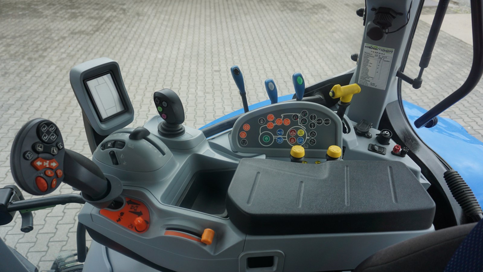 Traktor typu New Holland T 5.140 DCT Dynamic Command, Gebrauchtmaschine v Rötz (Obrázek 12)