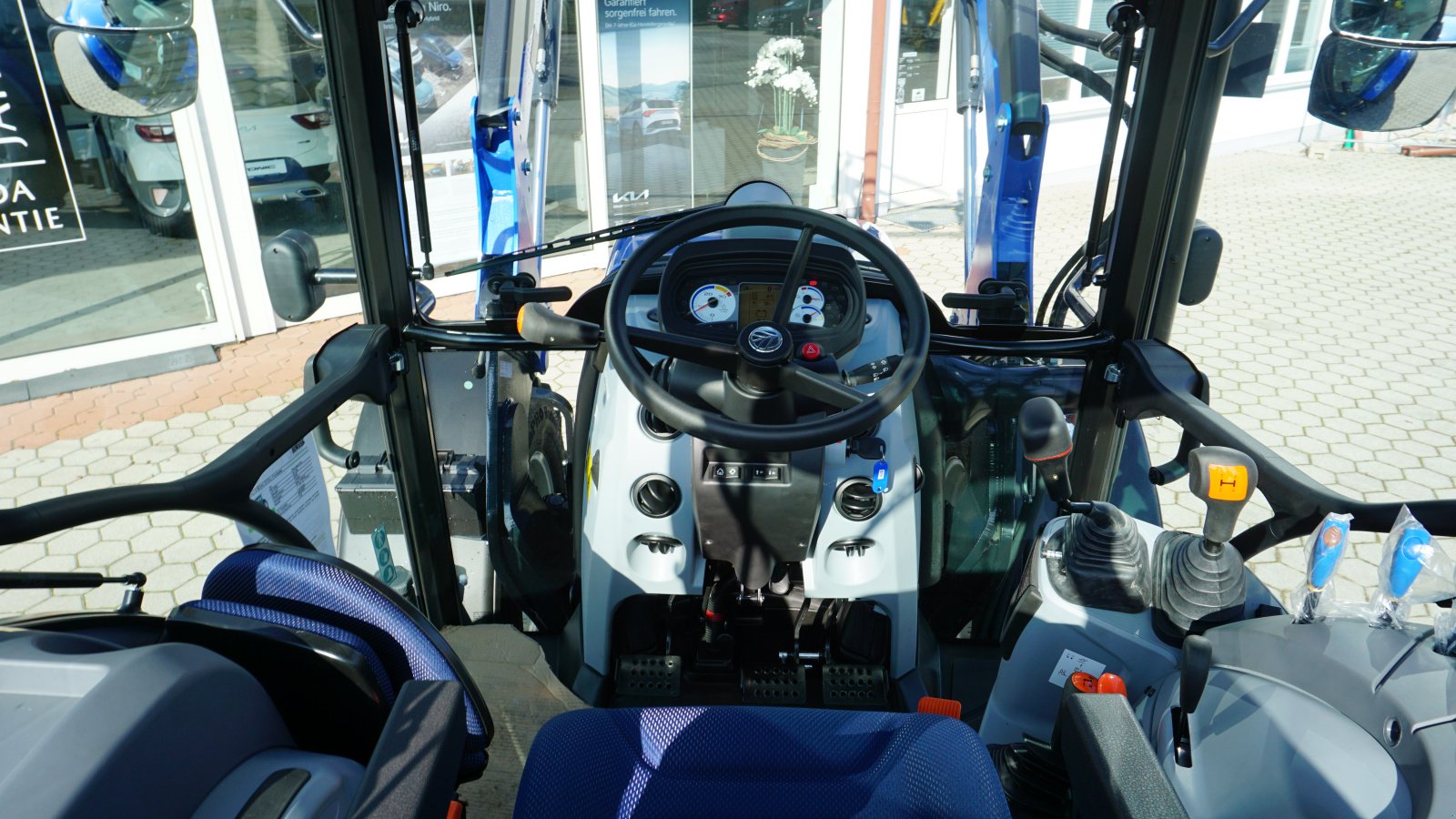 Traktor del tipo New Holland T 5.80 inkl. STOLL Frontlader, Gebrauchtmaschine en Rötz (Imagen 15)