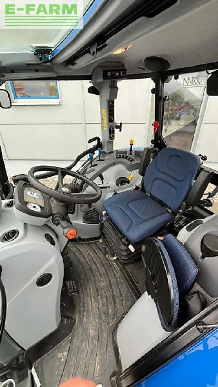 Traktor des Typs New Holland t 5.80 m cab, Gebrauchtmaschine in ANRODE / OT LENGEFELD (Bild 5)