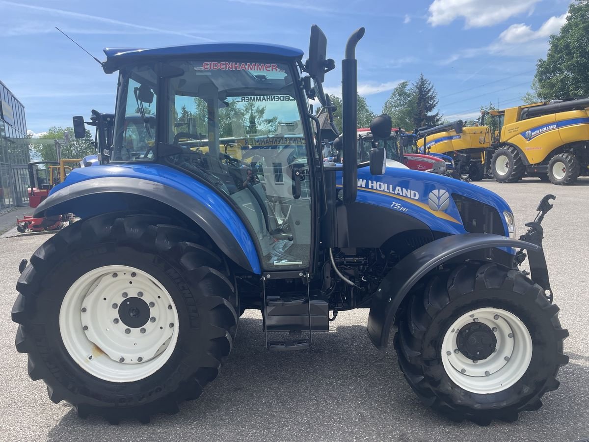 Traktor типа New Holland T 5.85, Gebrauchtmaschine в Burgkirchen (Фотография 5)