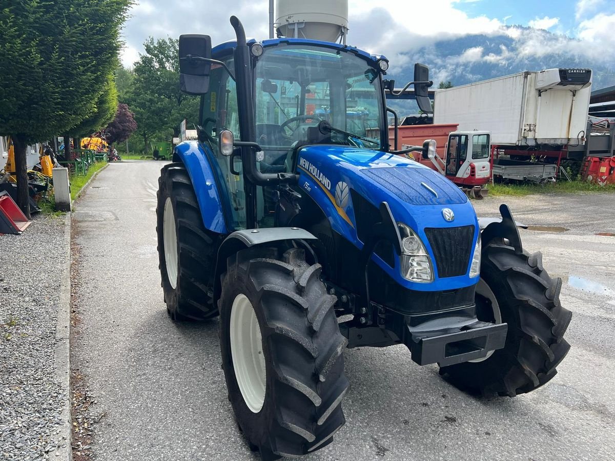 Traktor от тип New Holland T 5.85, Gebrauchtmaschine в Burgkirchen (Снимка 3)