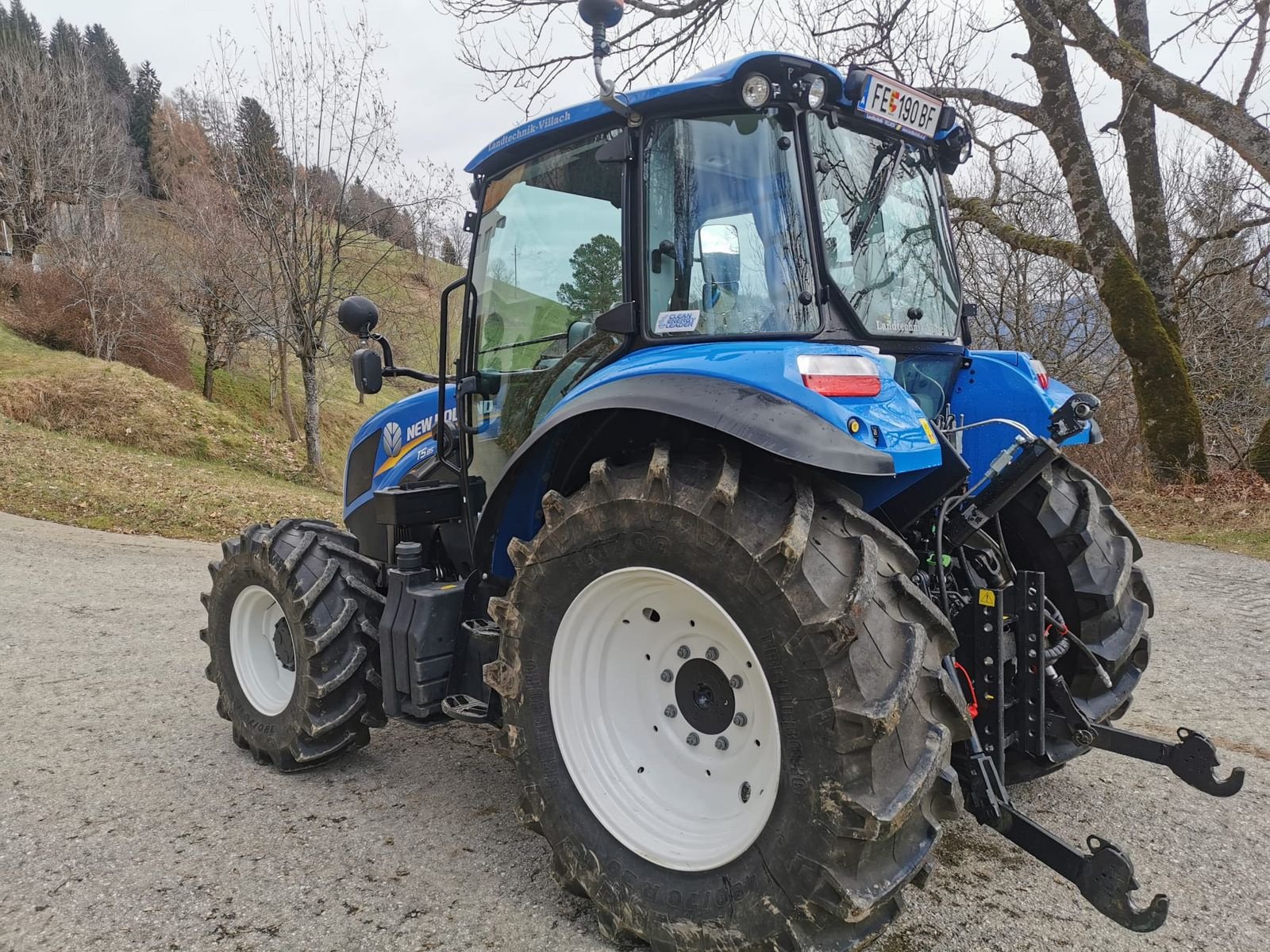 Traktor типа New Holland T 5.85, Gebrauchtmaschine в Burgkirchen (Фотография 16)