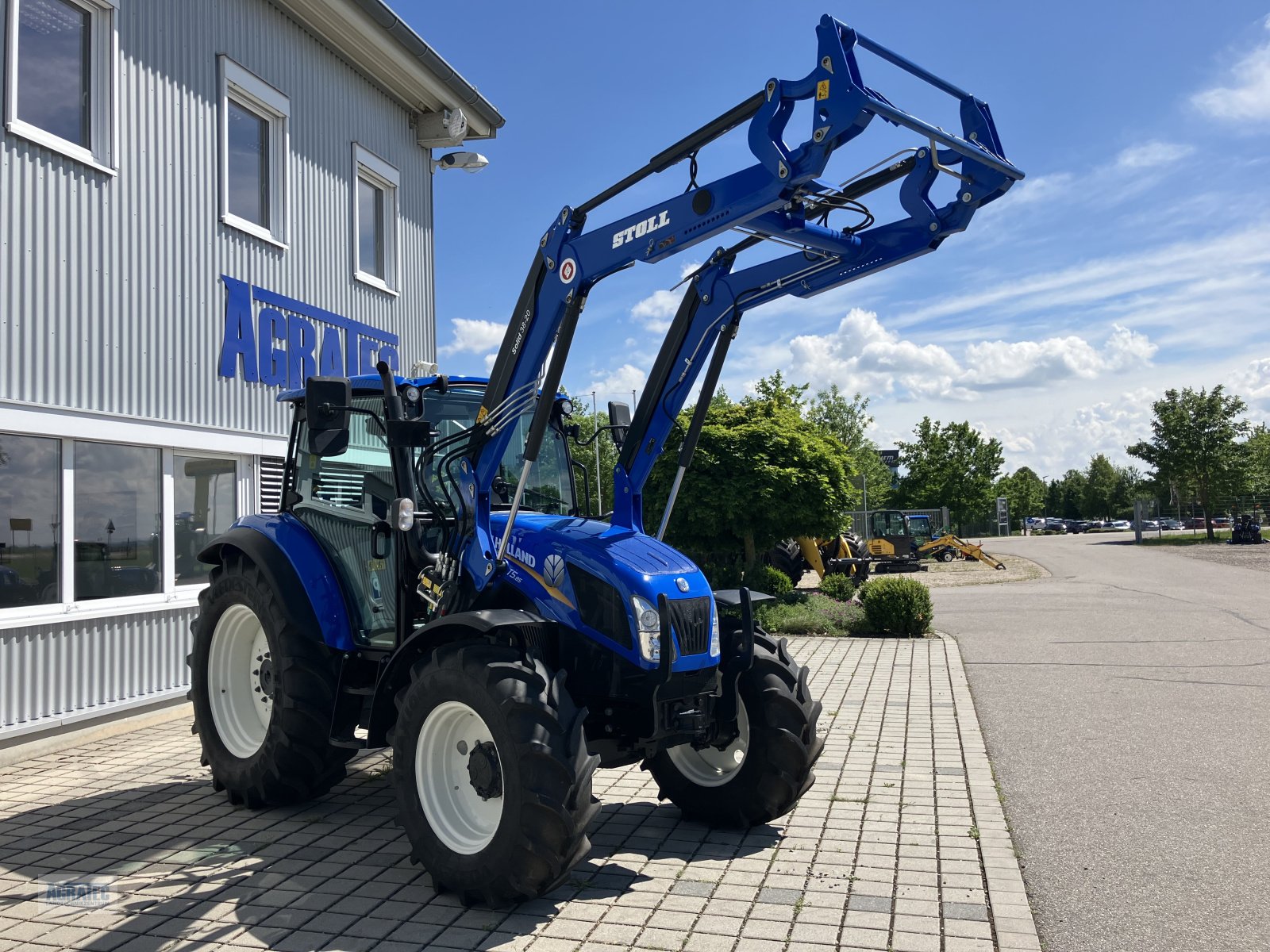 Traktor tip New Holland T 5.85, Gebrauchtmaschine in Salching bei Straubing (Poză 4)