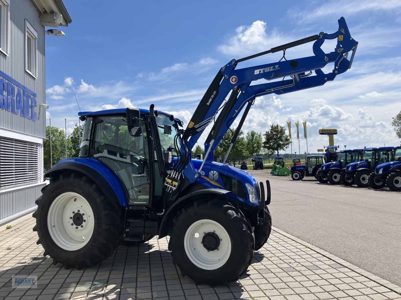 Traktor tip New Holland T 5.85, Gebrauchtmaschine in Salching bei Straubing (Poză 5)