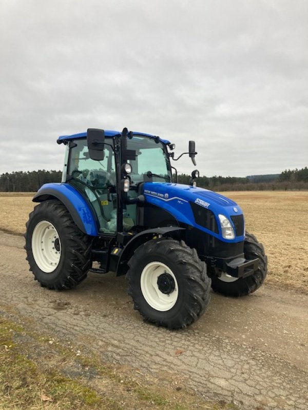 Traktor typu New Holland T 5.90 DC, Neumaschine v Mittelrüsselbach (Obrázek 3)