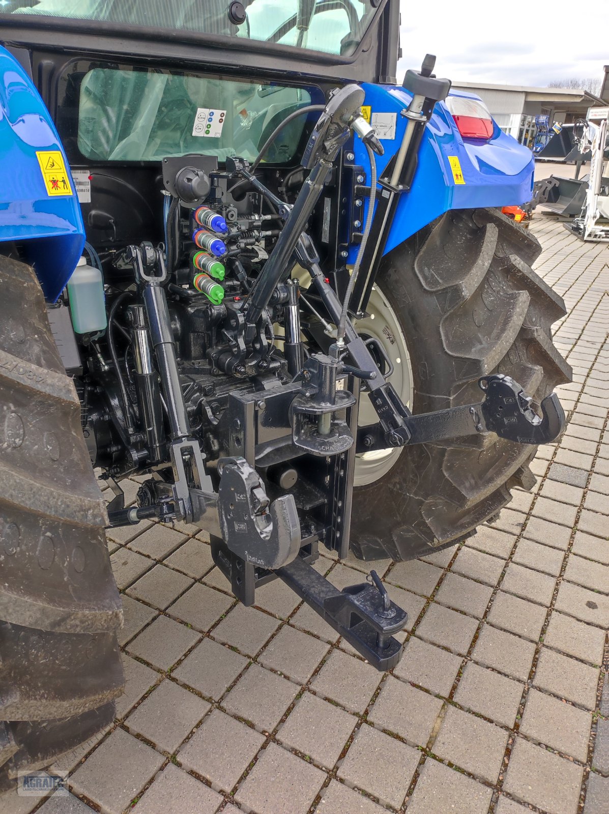 Traktor του τύπου New Holland T 5.90 S, Neumaschine σε Salching bei Straubing (Φωτογραφία 9)