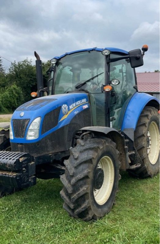 Traktor van het type New Holland T 5.95, Gebrauchtmaschine in CHEMAUDIN ET VAUX (Foto 1)