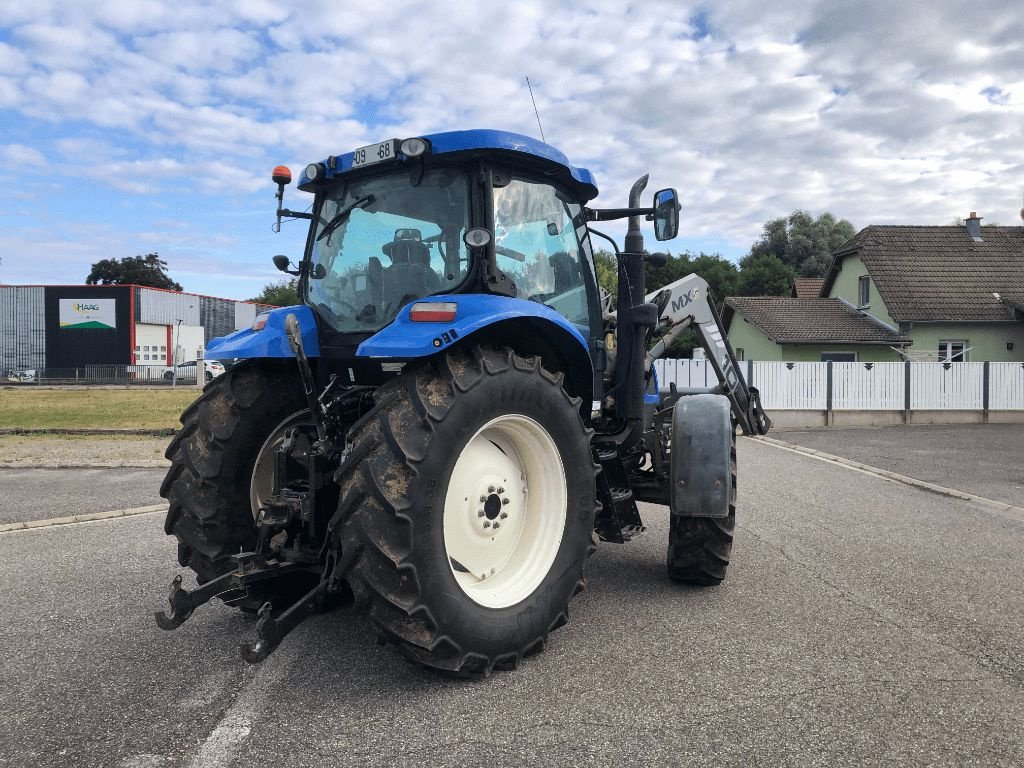 Traktor Türe ait New Holland T 6020, Gebrauchtmaschine içinde Vogelsheim (resim 2)