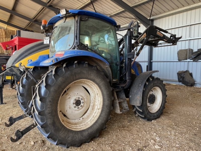 Traktor des Typs New Holland T 6020, Gebrauchtmaschine in MONTIGNY LE ROI (Bild 3)