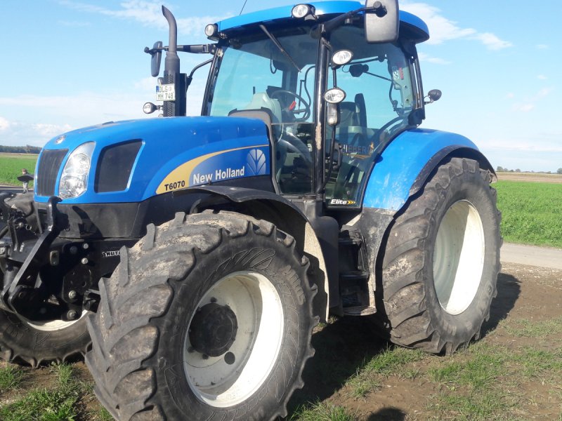 Traktor del tipo New Holland T 6070, Gebrauchtmaschine en Aislingen (Imagen 1)