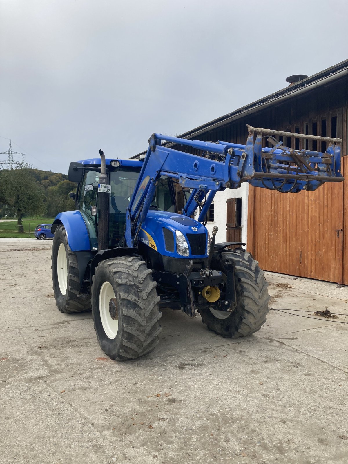 Traktor del tipo New Holland T 6070, Gebrauchtmaschine In Au am Inn (Immagine 2)