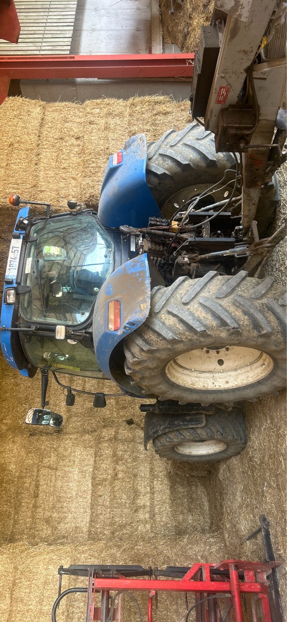 Traktor of the type New Holland T 6080, Gebrauchtmaschine in LIMEY-REMENAUVILLE (Picture 5)