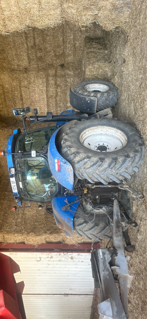 Traktor of the type New Holland T 6080, Gebrauchtmaschine in LIMEY-REMENAUVILLE (Picture 8)