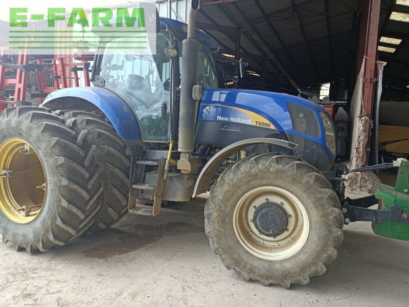 Traktor tipa New Holland t 6090 active, Gebrauchtmaschine u CHAUVONCOURT (Slika 1)