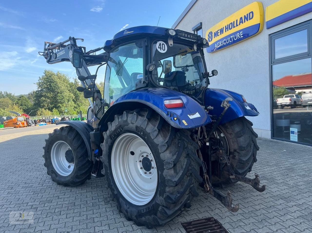 Traktor Türe ait New Holland T 6.140 EC, Gebrauchtmaschine içinde Neuhof - Dorfborn (resim 4)