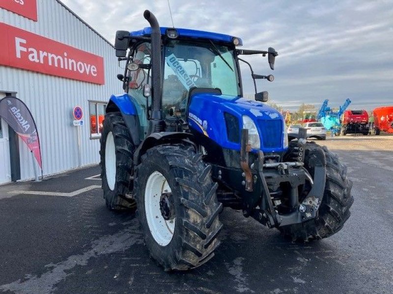 Traktor des Typs New Holland T 6.150 ELECTRO-COMMAND, Gebrauchtmaschine in POUSSAY (Bild 1)