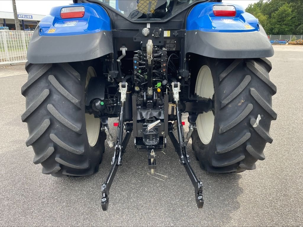 Traktor του τύπου New Holland T 6.155 DCT + CHARGEUR, Gebrauchtmaschine σε Montauban (Φωτογραφία 8)