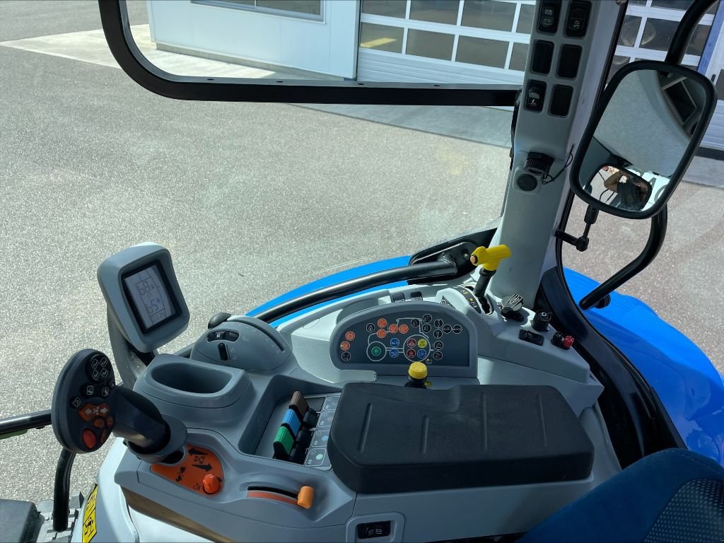 Traktor del tipo New Holland T 6.155, Gebrauchtmaschine en Montauban (Imagen 10)