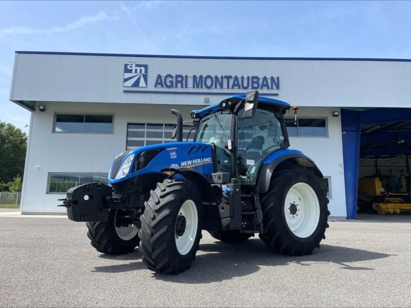 Traktor of the type New Holland T 6.155, Gebrauchtmaschine in Montauban