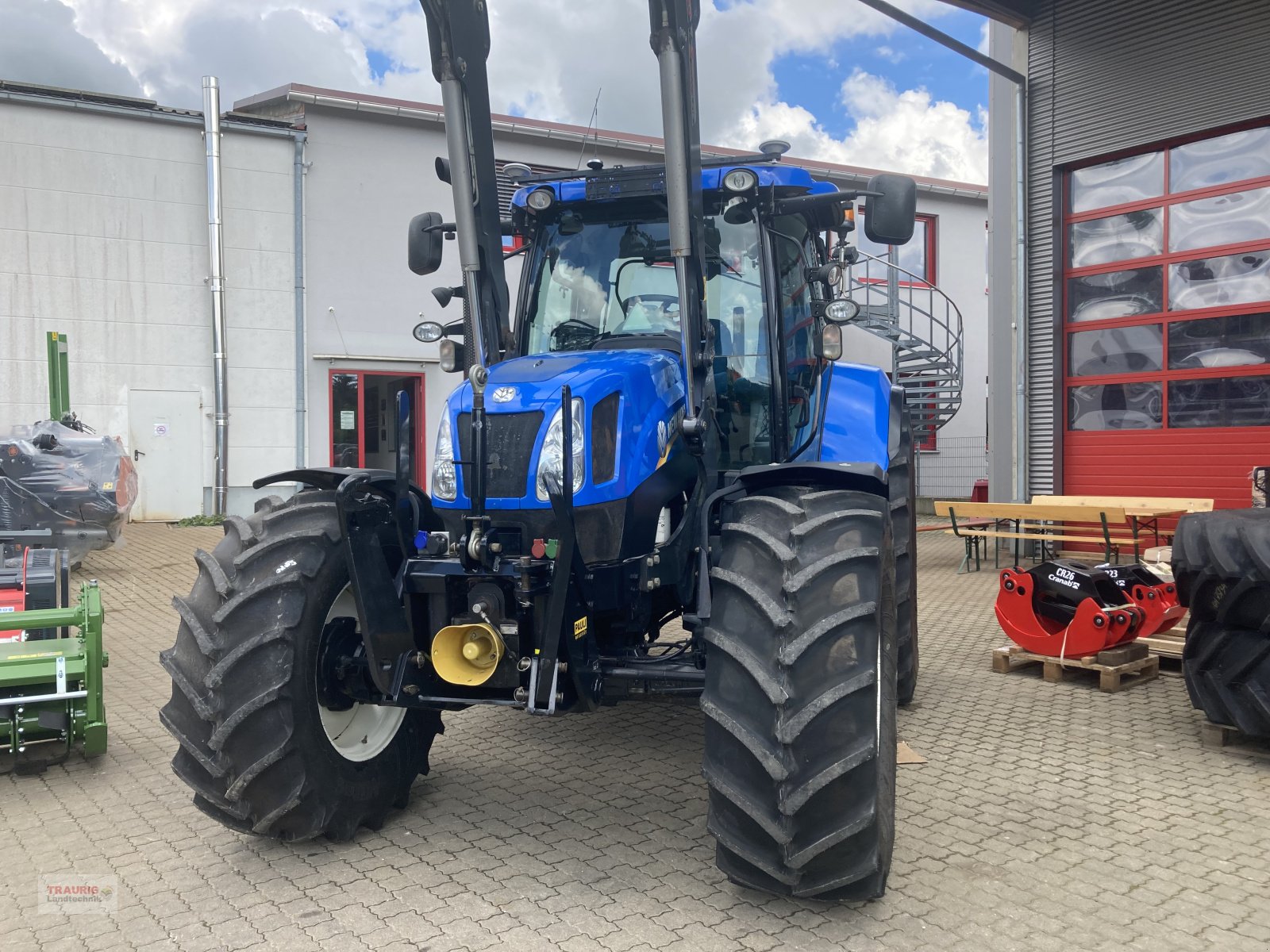 Traktor van het type New Holland T 6.155, Gebrauchtmaschine in Mainburg/Wambach (Foto 19)