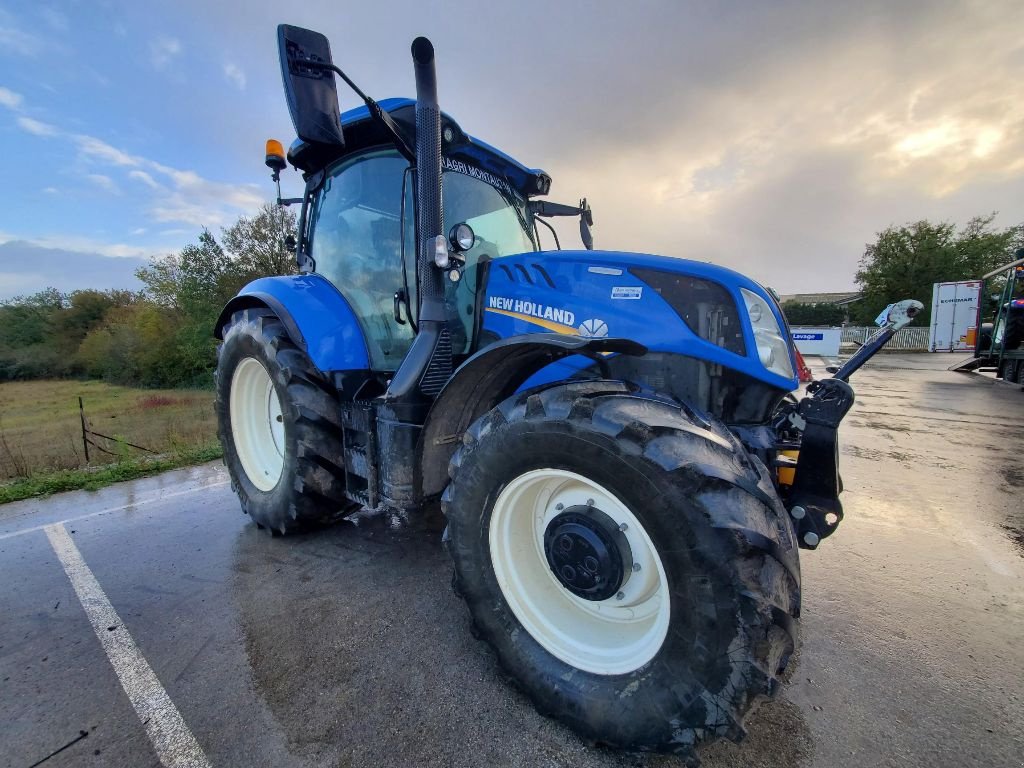 Traktor Türe ait New Holland T 6.175, Gebrauchtmaschine içinde Montauban (resim 3)