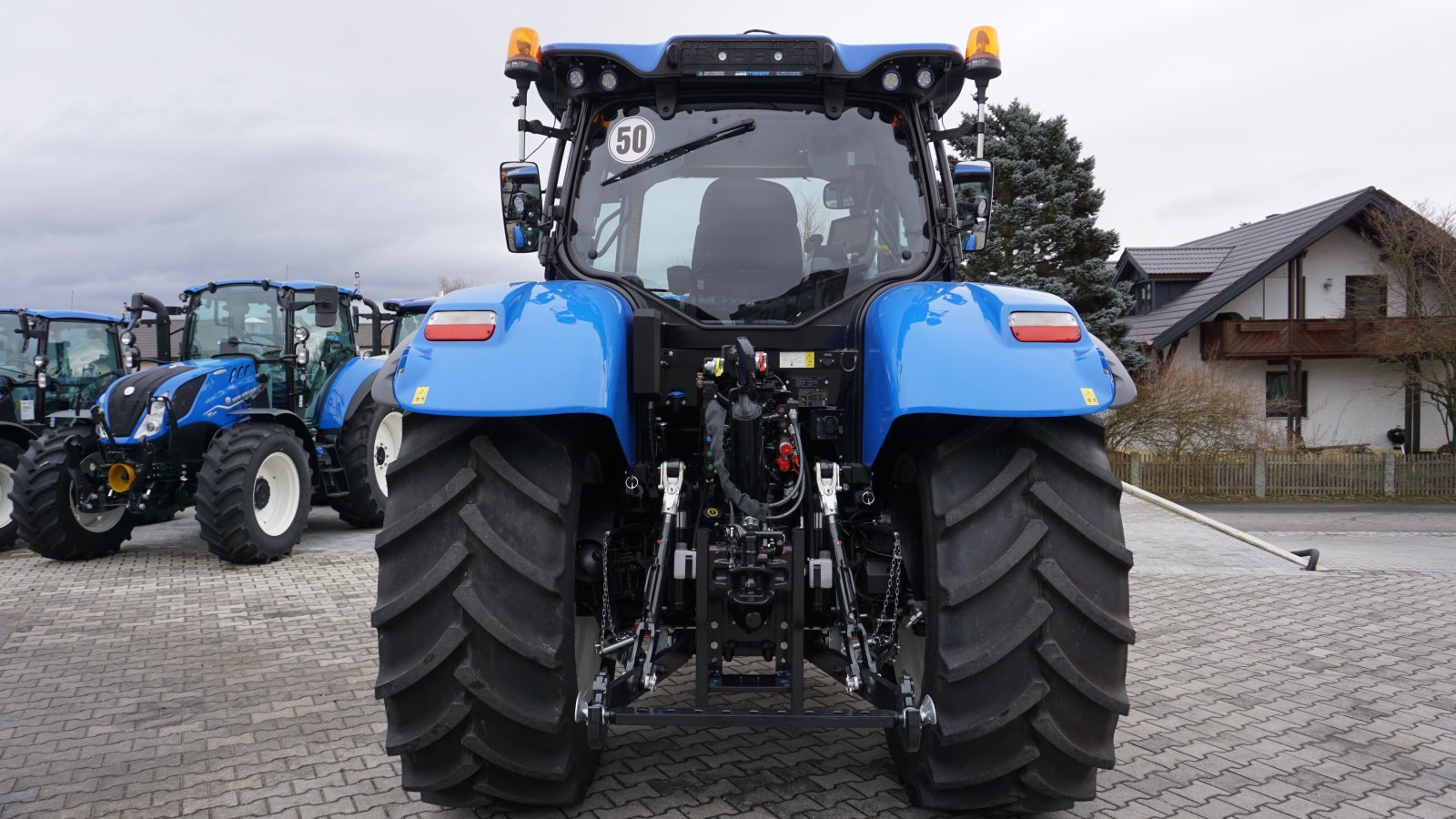 Traktor of the type New Holland T 6.180 AC Auto Command, Gebrauchtmaschine in Rötz (Picture 11)