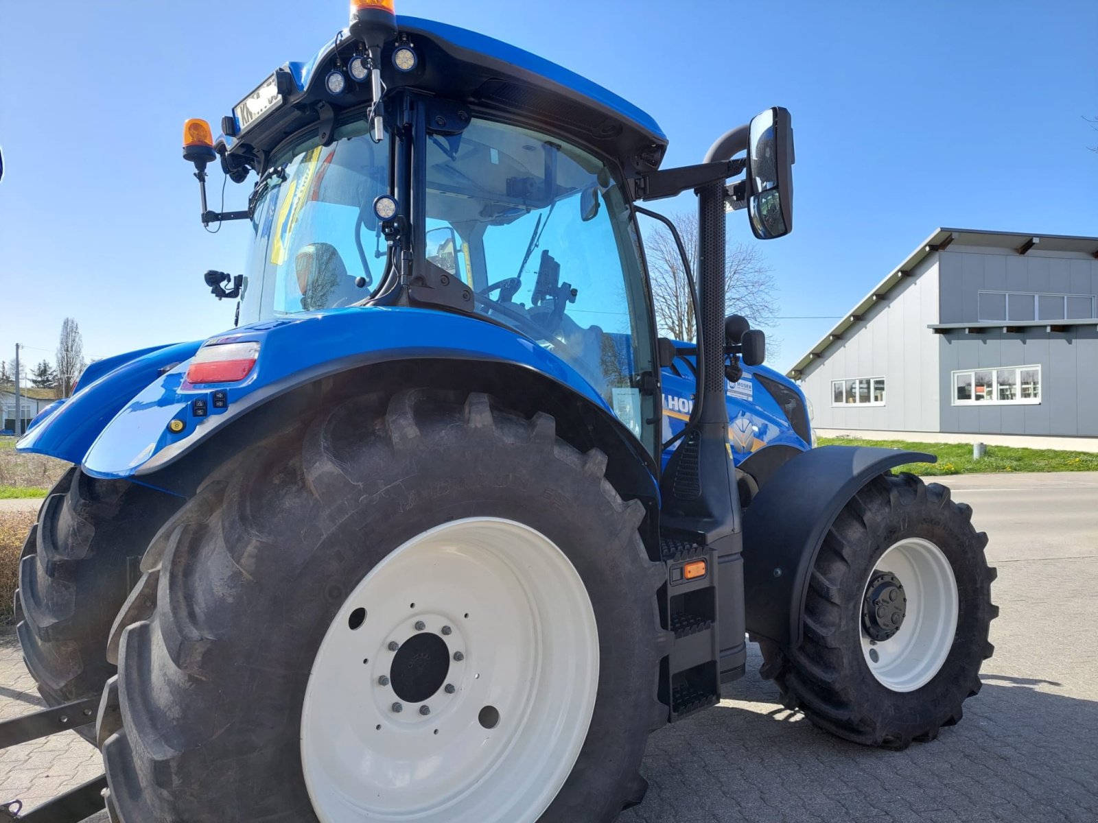 Traktor typu New Holland T 6.180 AC, Neumaschine w Hohenfels (Zdjęcie 4)