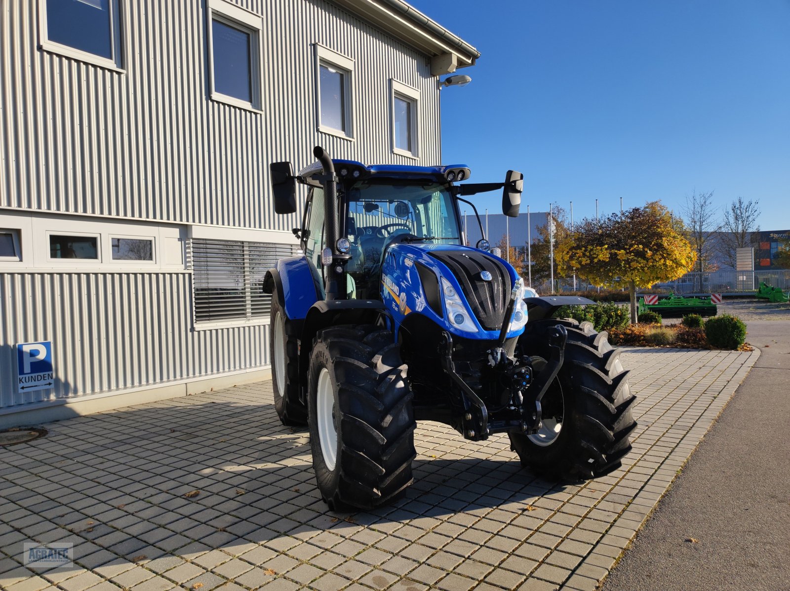 Traktor a típus New Holland T 6.180 AC, Neumaschine ekkor: Salching bei Straubing (Kép 4)