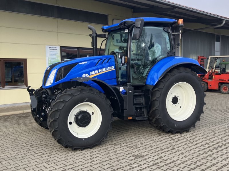 Traktor of the type New Holland T 6.180 AC, Neumaschine in Velden (Picture 1)