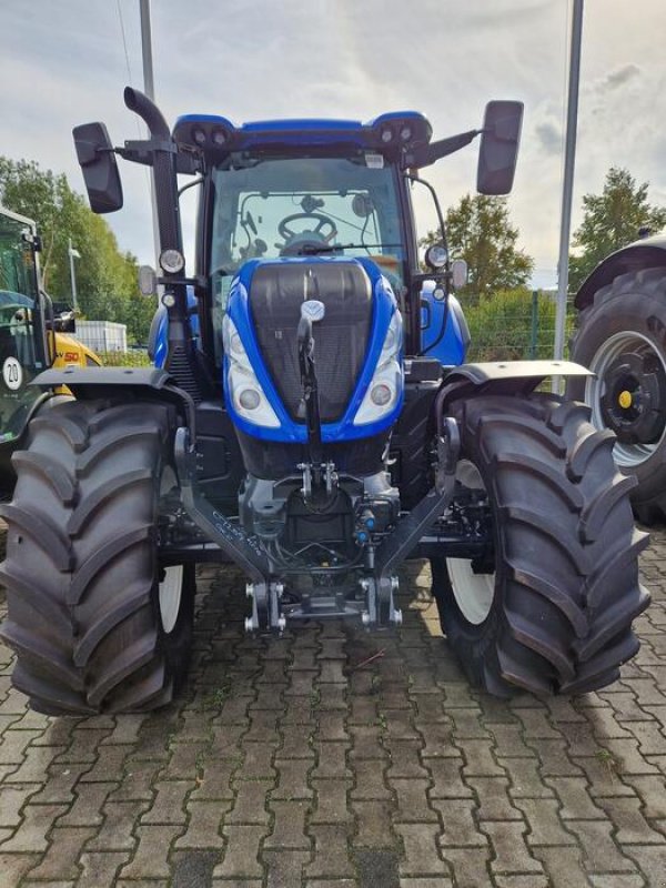 Traktor от тип New Holland T 6.180 DYNAMIC COMMAND, Neumaschine в Landsberg/ OT Sietzsch (Снимка 2)