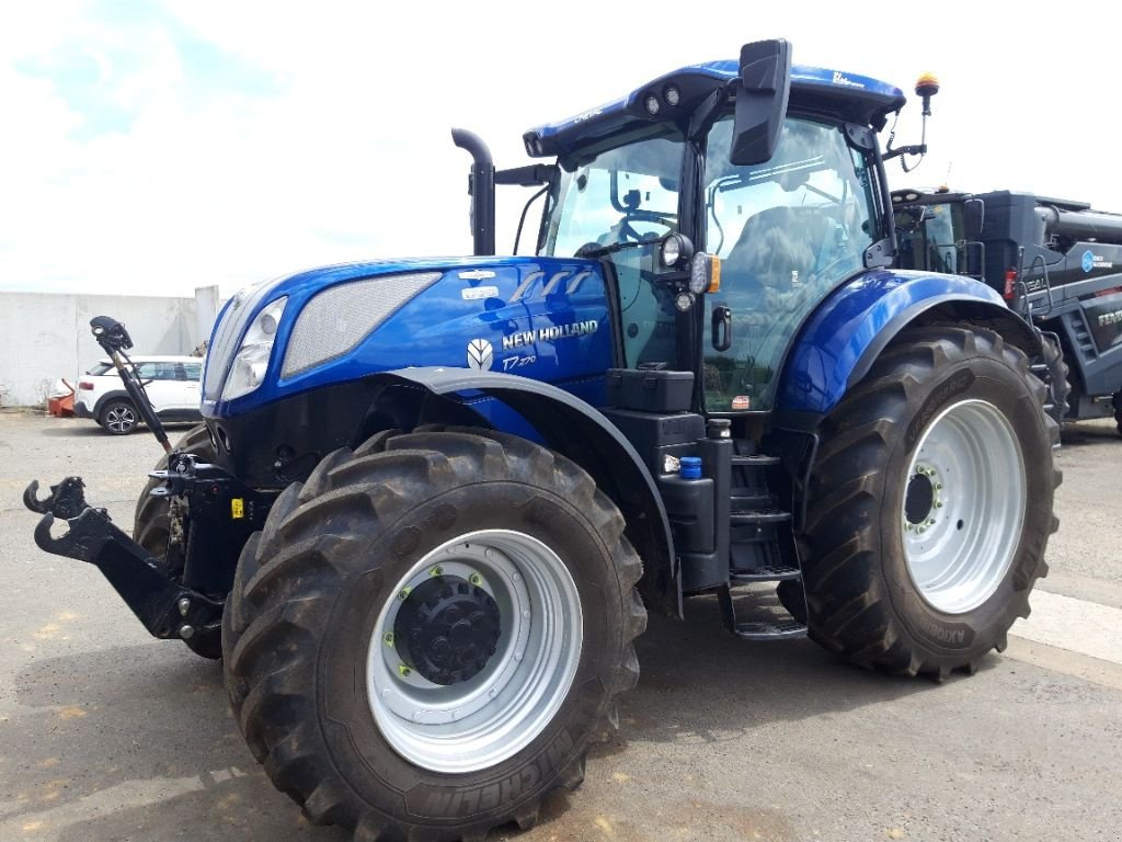 Traktor tipa New Holland T 7 270 AC BLUE POWER, Gebrauchtmaschine u BRAS SUR MEUSE (Slika 1)