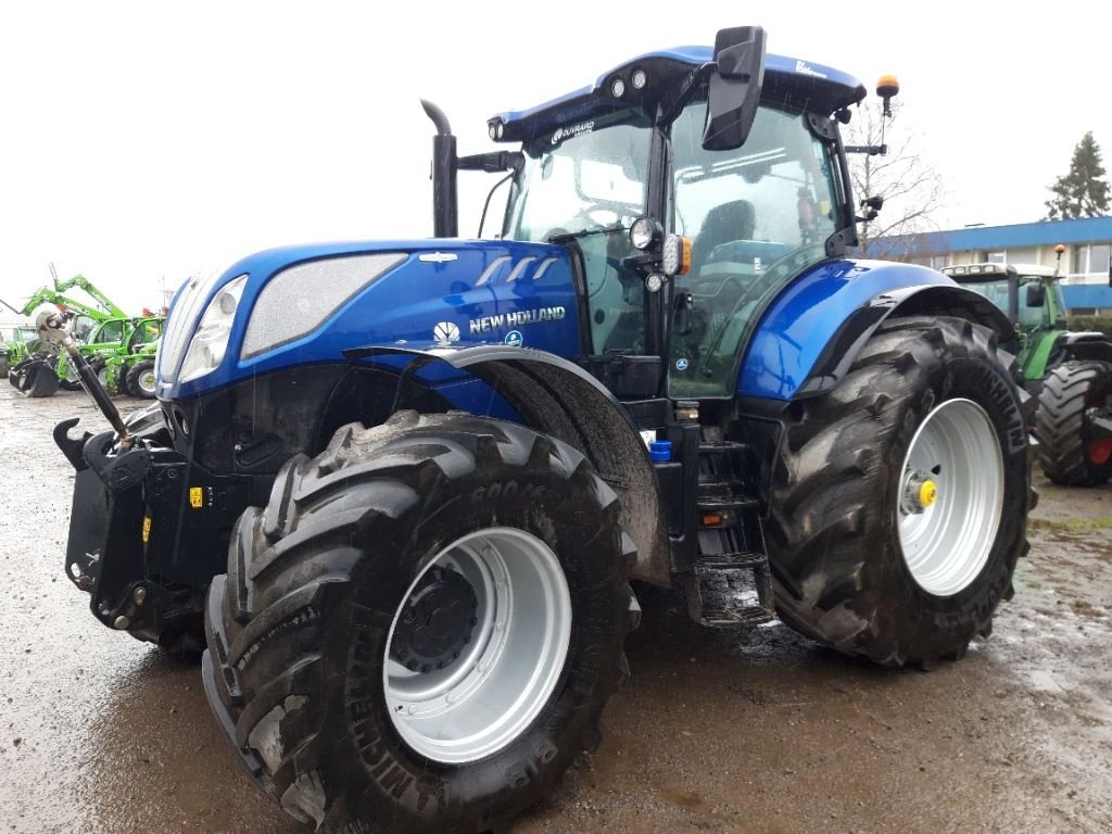 Traktor Türe ait New Holland T 7 270 AC BLUEPOWER, Gebrauchtmaschine içinde BRAS SUR MEUSE (resim 1)