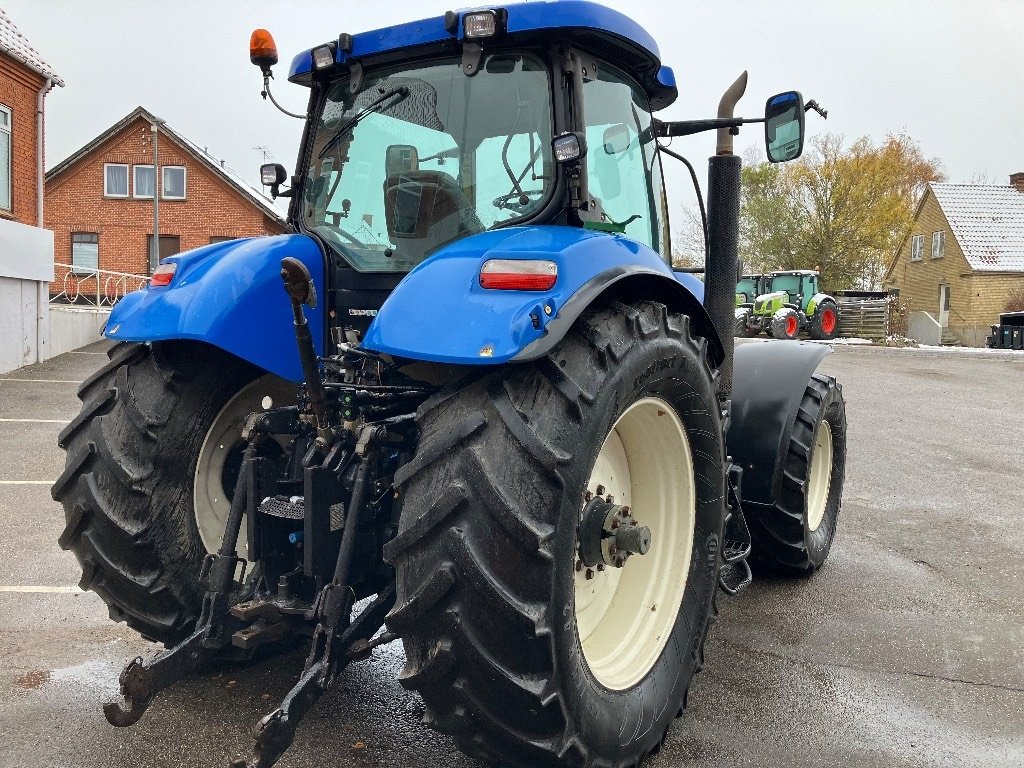 Traktor del tipo New Holland T 7030, Gebrauchtmaschine In Mern (Immagine 3)