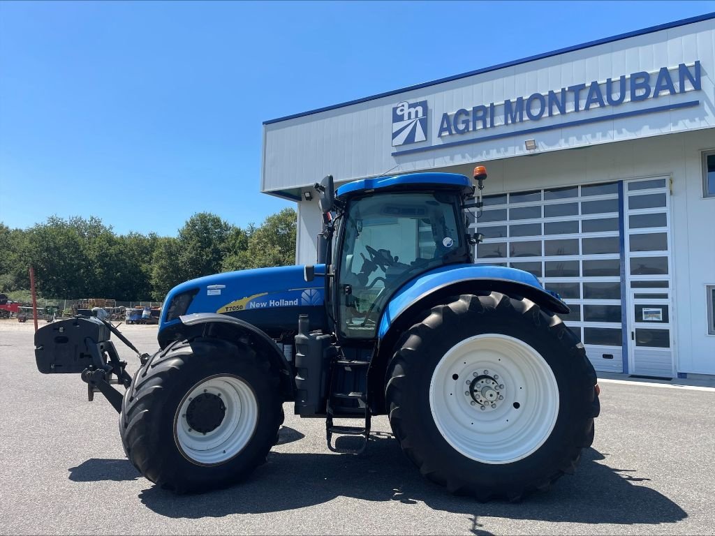 Traktor typu New Holland T 7050, Gebrauchtmaschine w Montauban (Zdjęcie 4)