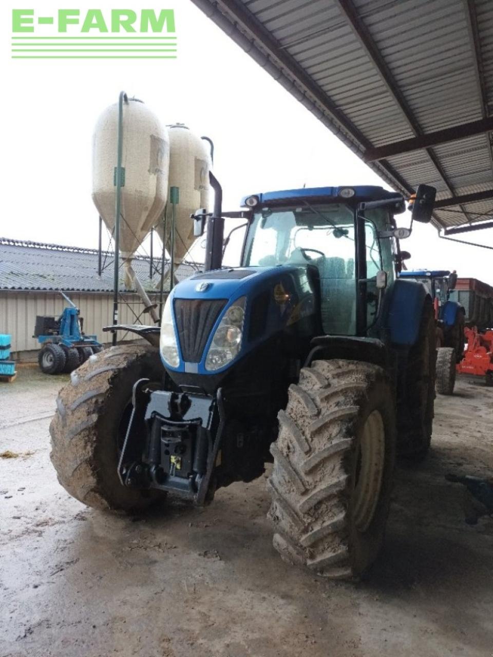 Traktor of the type New Holland t 7050, Gebrauchtmaschine in CHAUVONCOURT (Picture 1)