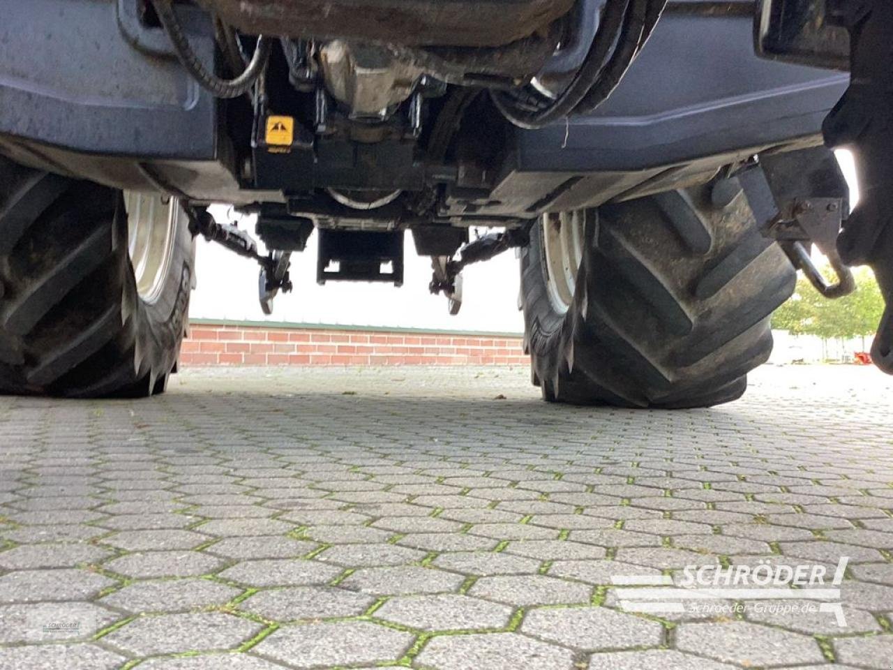 Traktor van het type New Holland T 7050, Gebrauchtmaschine in Norden (Foto 15)