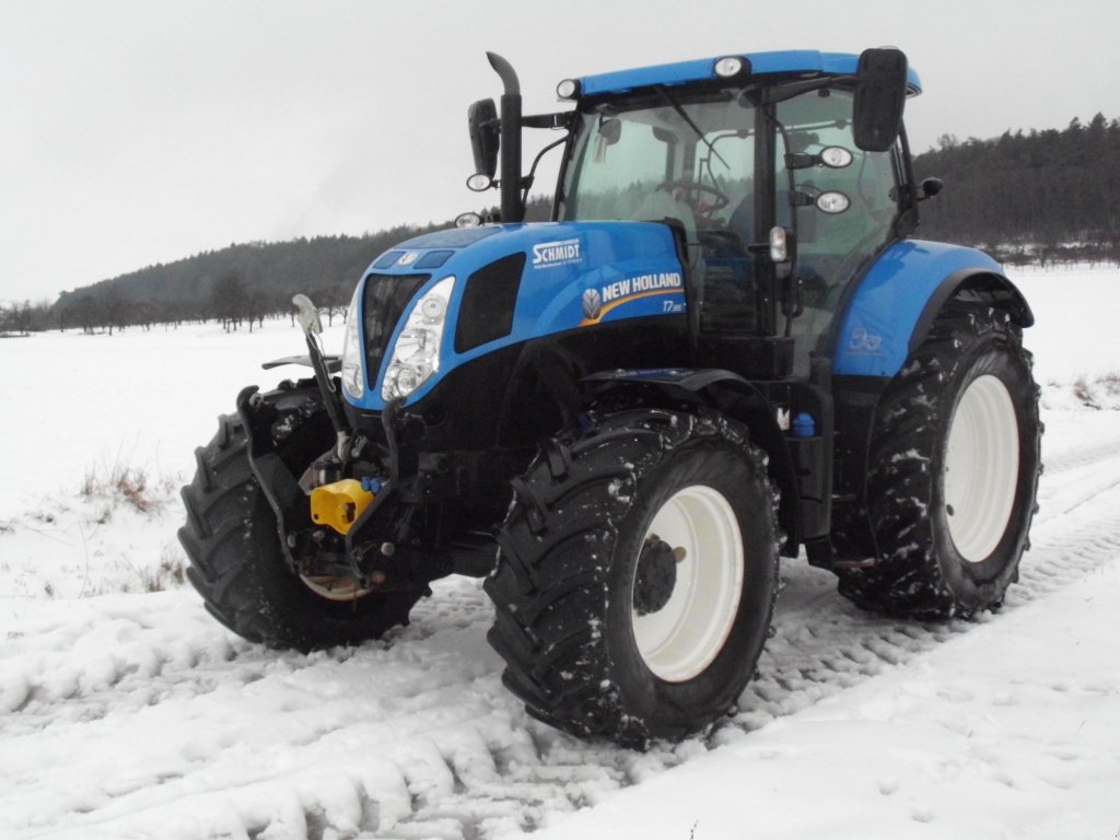 Traktor of the type New Holland T 7.185 RC, Gebrauchtmaschine in Mittelrüsselbach (Picture 1)