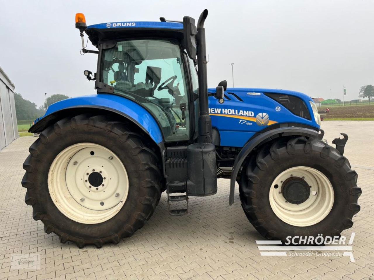 Traktor tip New Holland T 7.190 AC, Gebrauchtmaschine in Scharrel (Poză 3)