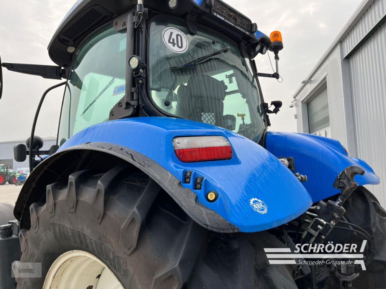 Traktor van het type New Holland T 7.190 AC, Gebrauchtmaschine in Scharrel (Foto 8)