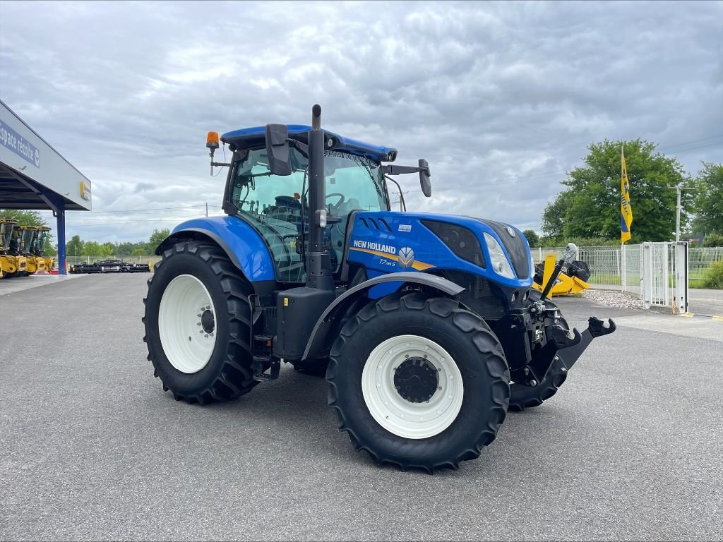 Traktor of the type New Holland T 7.195 S, Gebrauchtmaschine in Montauban (Picture 3)