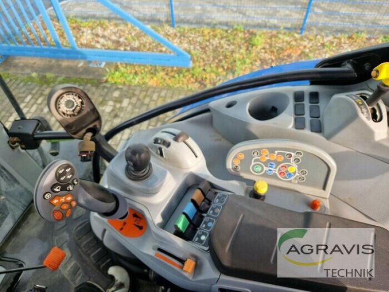 Traktor Türe ait New Holland T 7.210 AUTO COMMAND, Gebrauchtmaschine içinde Grimma (resim 6)