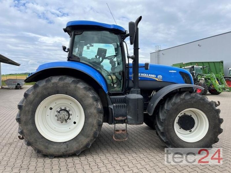 Traktor des Typs New Holland T 7.220 AUTO COMMAND, Gebrauchtmaschine in Brakel (Bild 3)