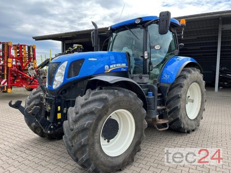 Traktor of the type New Holland T 7.220 AUTO COMMAND, Gebrauchtmaschine in Brakel (Picture 7)