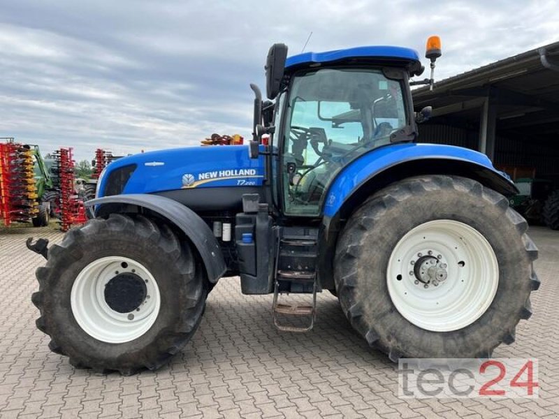 Traktor del tipo New Holland T 7.220 AUTO COMMAND, Gebrauchtmaschine en Brakel (Imagen 8)