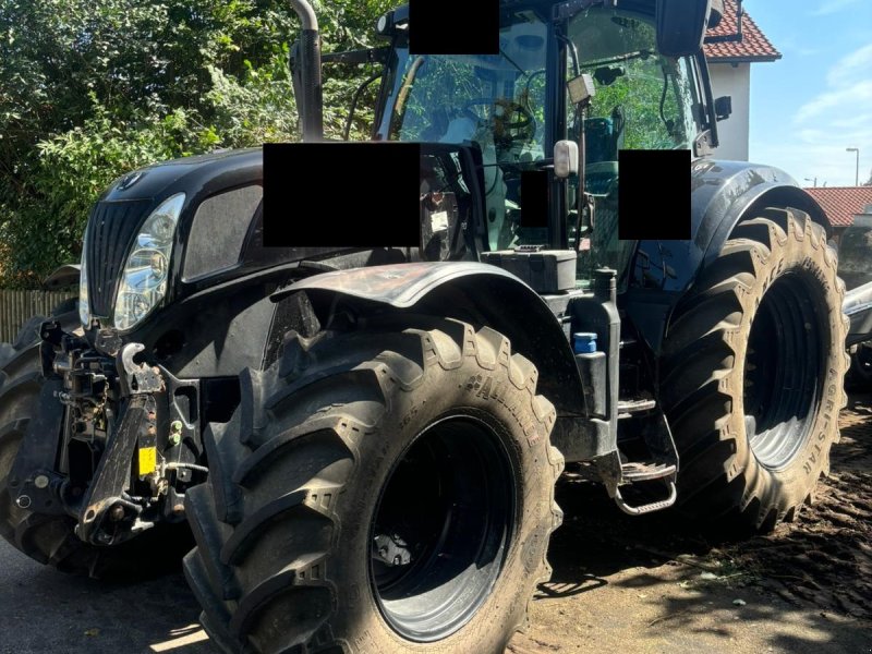 Traktor типа New Holland T 7.220, Gebrauchtmaschine в Burgau (Фотография 1)