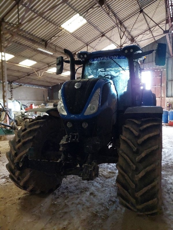 Traktor от тип New Holland T 7.225 AC SW II, Gebrauchtmaschine в VERT TOULON (Снимка 4)