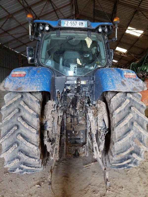 Traktor du type New Holland T 7.225 AC SW II, Gebrauchtmaschine en VERT TOULON (Photo 3)